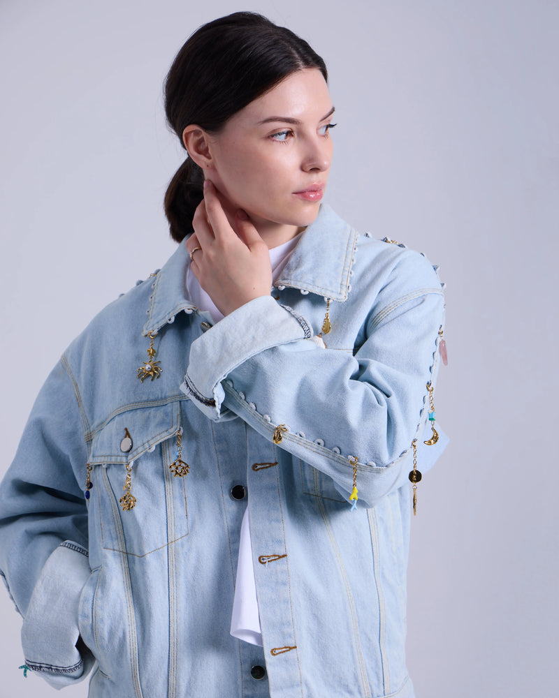 Oversized Denim Jacket +6 Charms