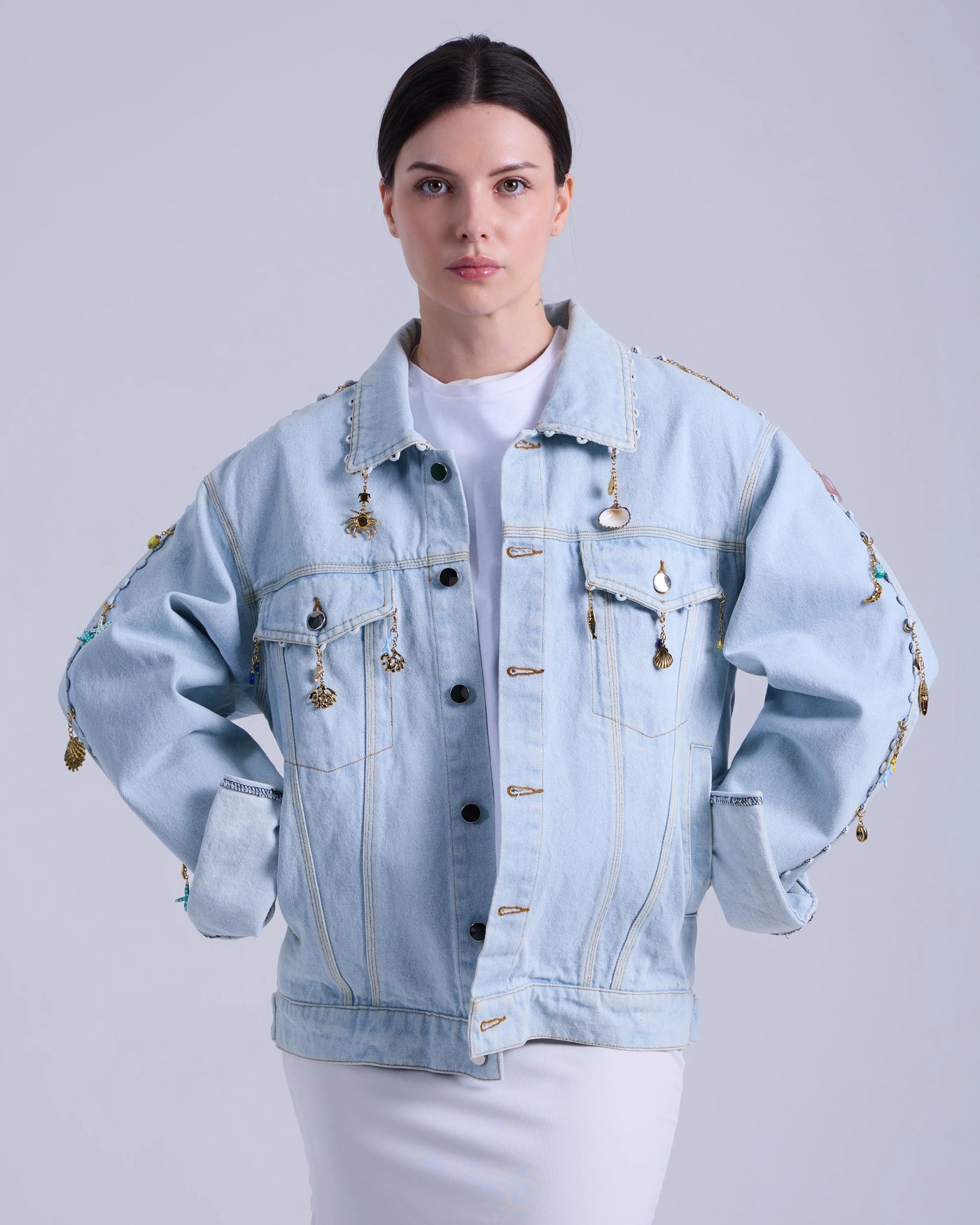 Oversized Denim Jacket +6 Charms