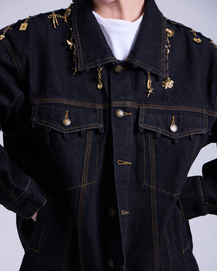 Oversized Denim Jacket +6 Charms